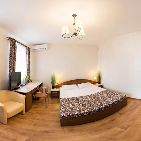 Excellent studio apartment in the Center - Kravtsova lane 13B Charkov Buitenkant foto