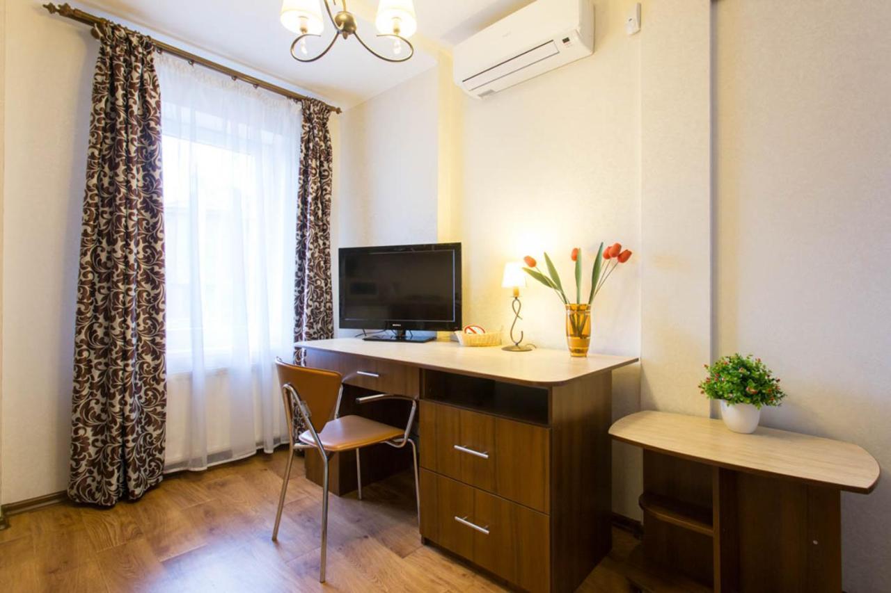 Excellent studio apartment in the Center - Kravtsova lane 13B Charkov Buitenkant foto