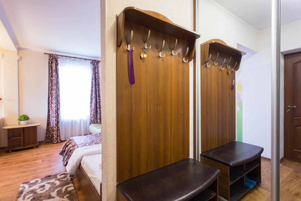 Excellent studio apartment in the Center - Kravtsova lane 13B Charkov Buitenkant foto