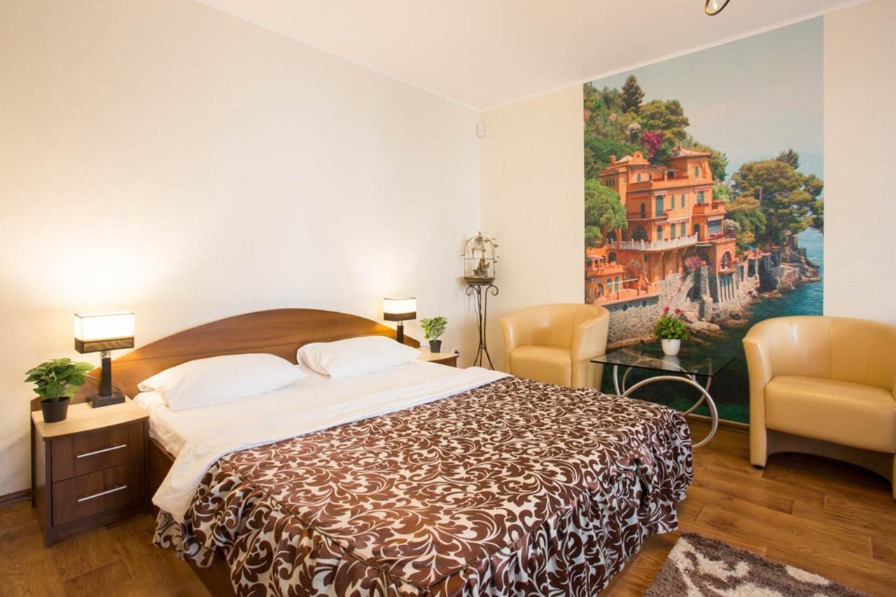 Excellent studio apartment in the Center - Kravtsova lane 13B Charkov Buitenkant foto