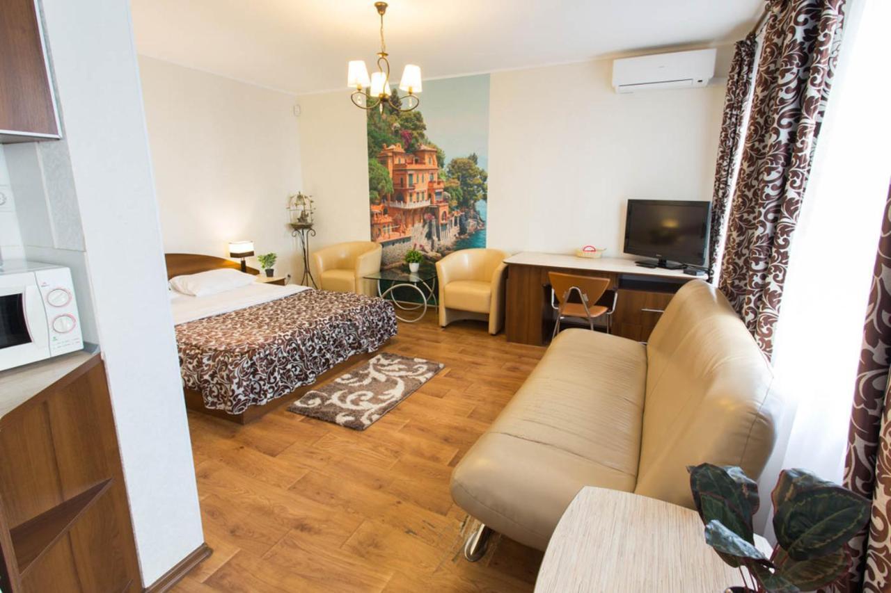 Excellent studio apartment in the Center - Kravtsova lane 13B Charkov Buitenkant foto
