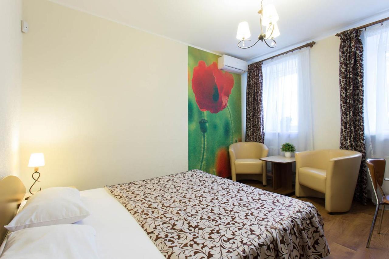 Excellent studio apartment in the Center - Kravtsova lane 13B Charkov Buitenkant foto